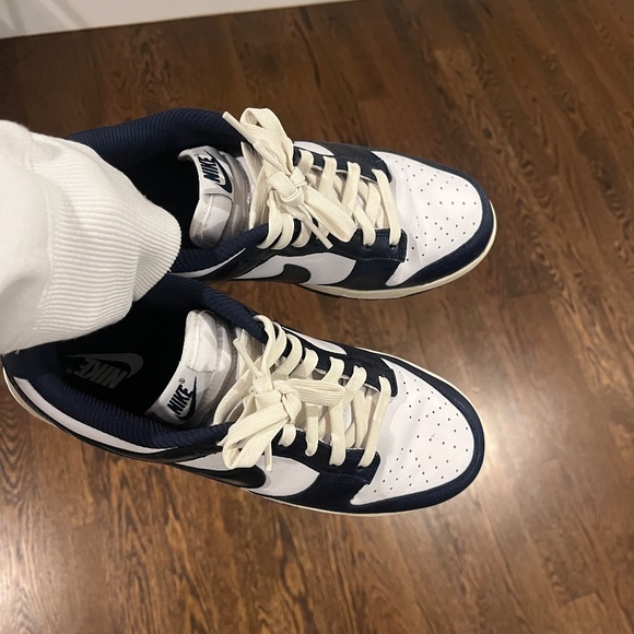 Nike Women Vintage dunks - Picture 4 of 5